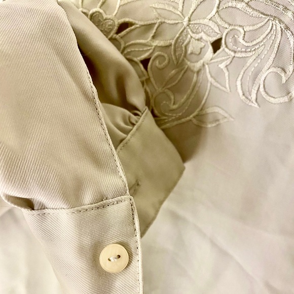 Vintage Celery Green Blouse - Picture 2 of 6